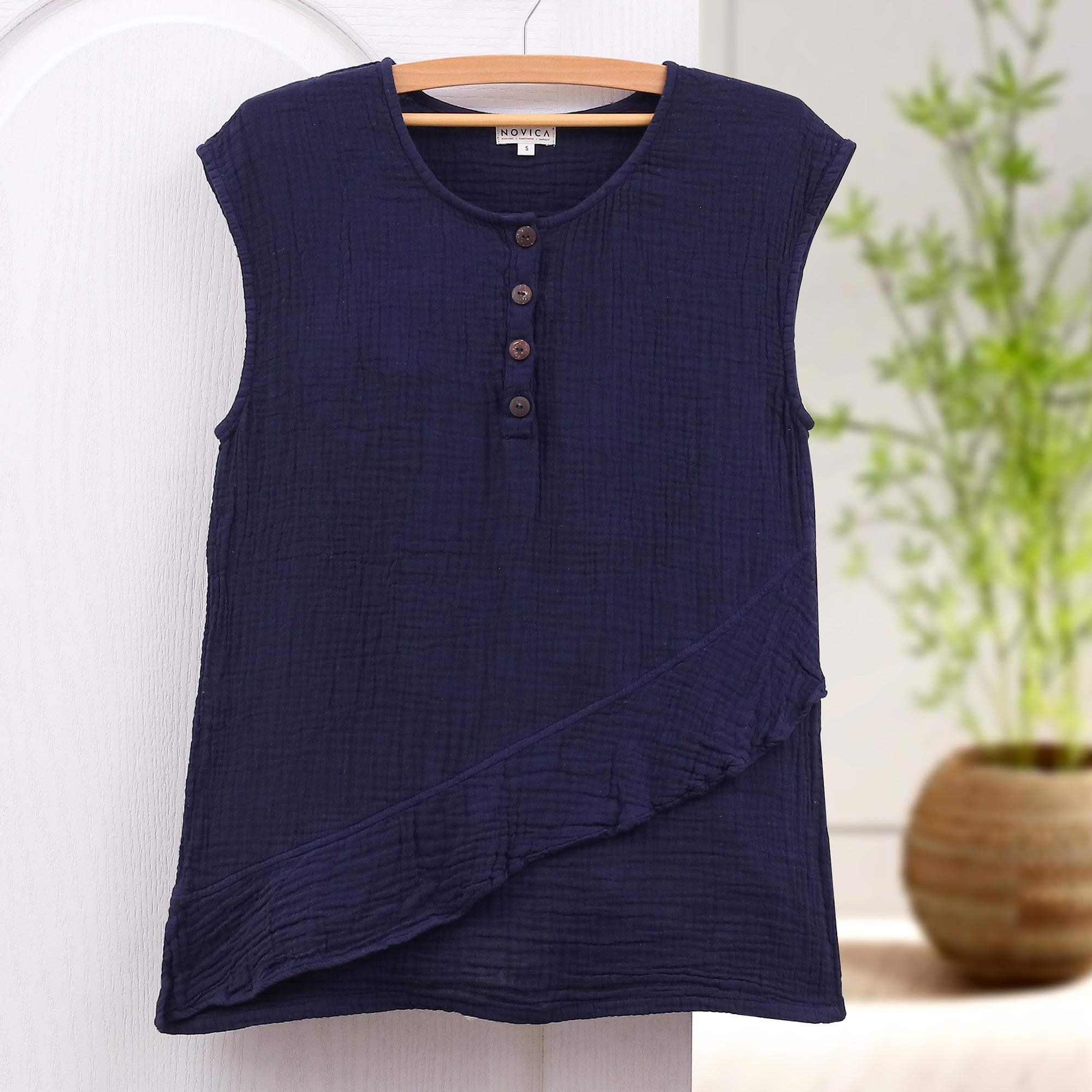 Double Cotton Gauze Sleeveless Blouse - Fresh Air in Navy